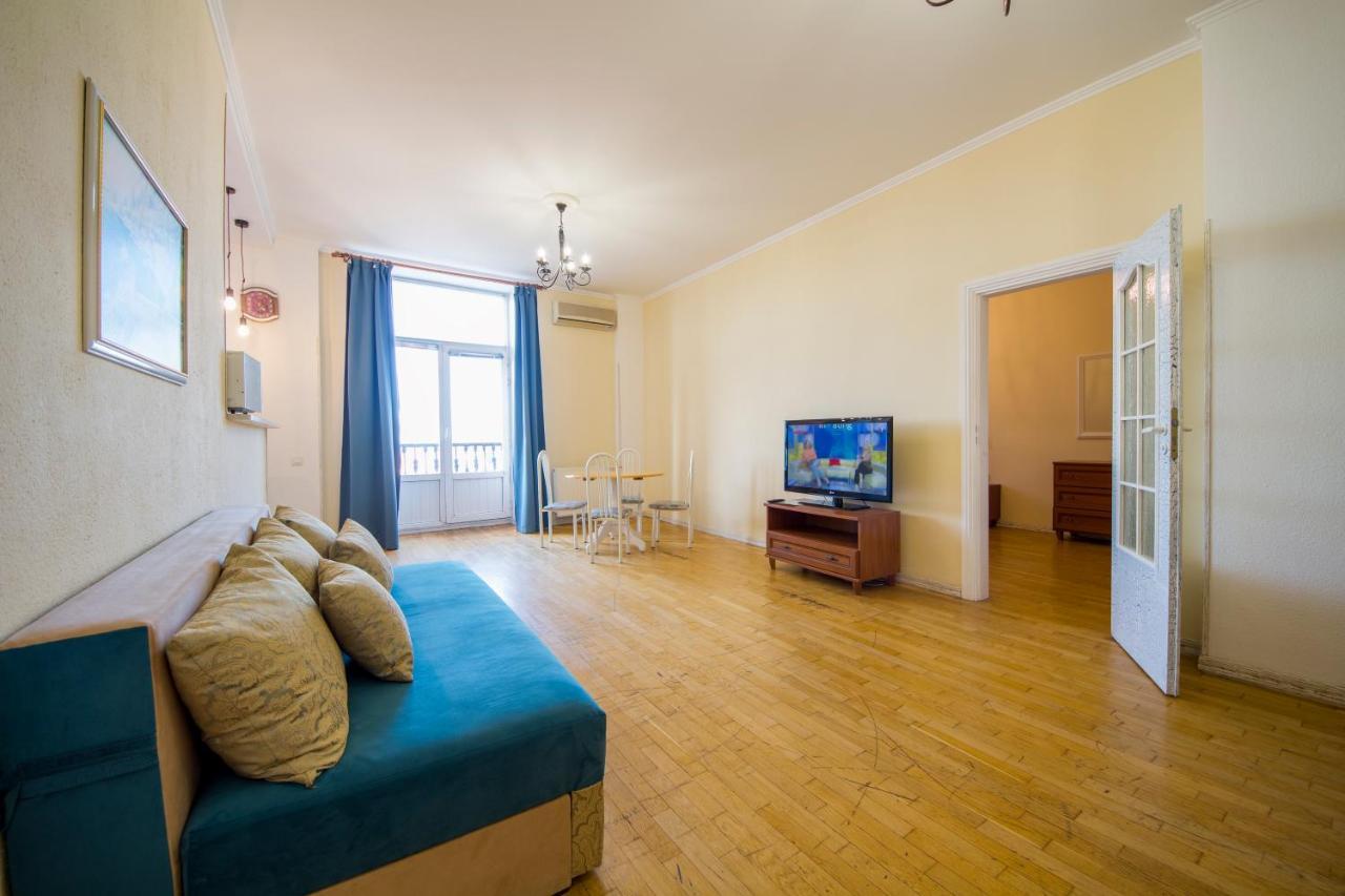 Central Apartments On Khreschatyk キエフ エクステリア 写真