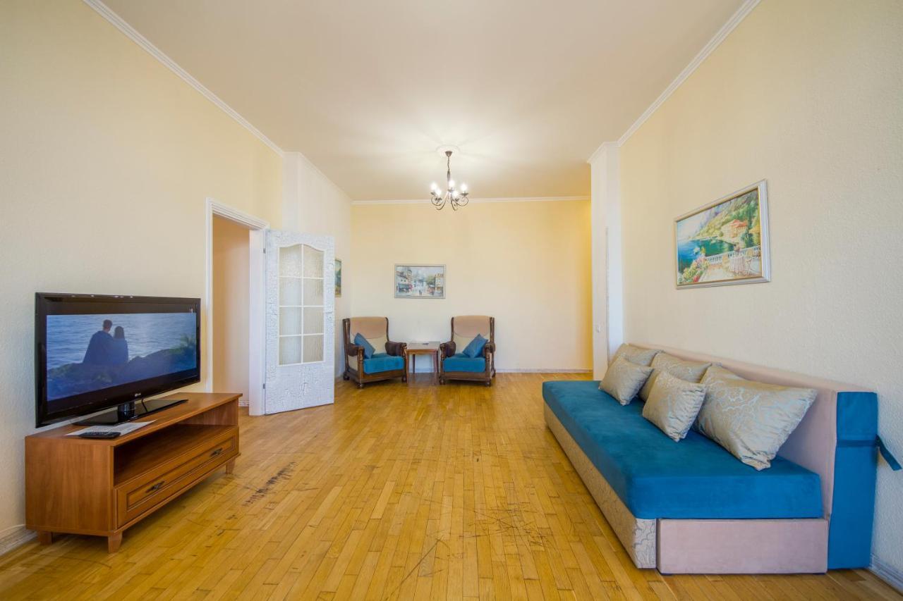 Central Apartments On Khreschatyk キエフ エクステリア 写真